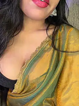 KARISHMA-STRIP online show from 03.13.26