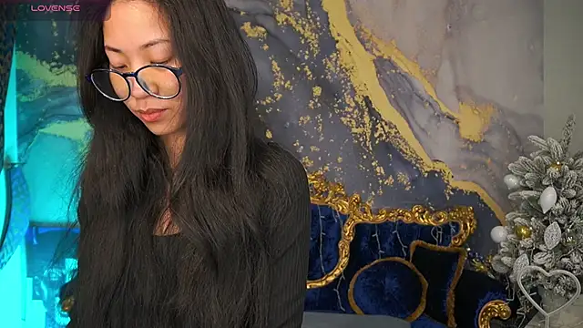 Snapshot of Yen_Star chatting on 02.22.26 Yen Star online show from 02.22.26