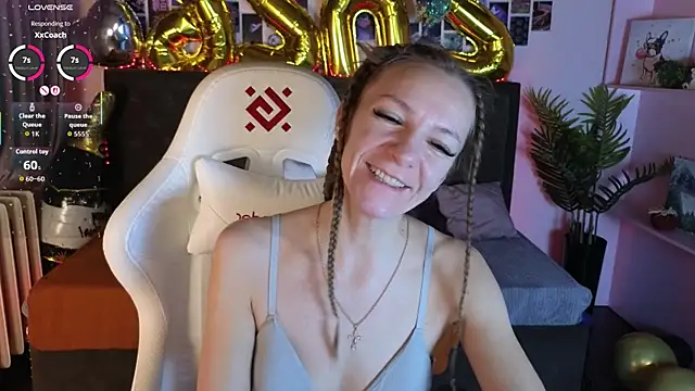 Jesica mooon online show from 12.20.25