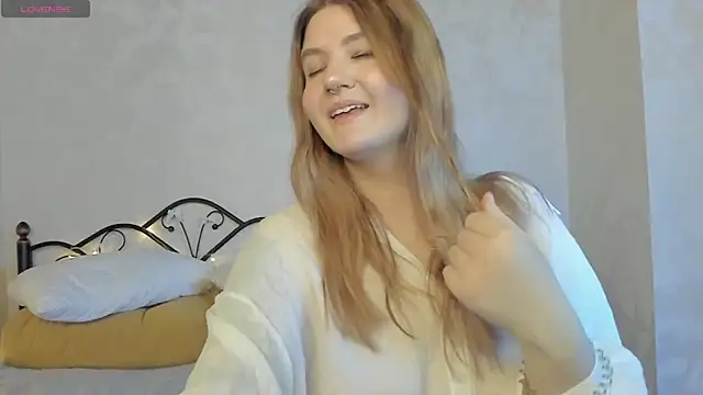 Ruby Al1en online show from 12.18.25