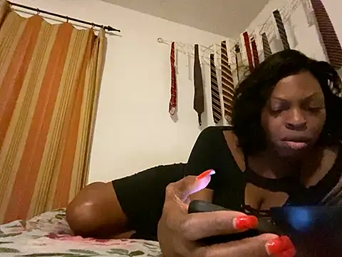 Snapshot of KANDIS864 chatting on 06.19.26 KANDIS864 online show from 06.19.26