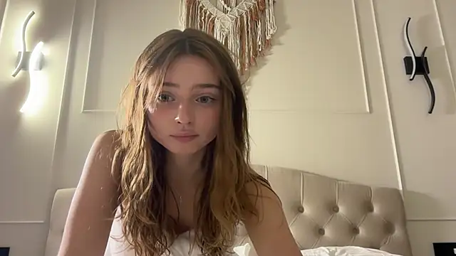 Snapshot of _floret_joy_ chatting on 11.17.25 floret joy online show from 11.17.25