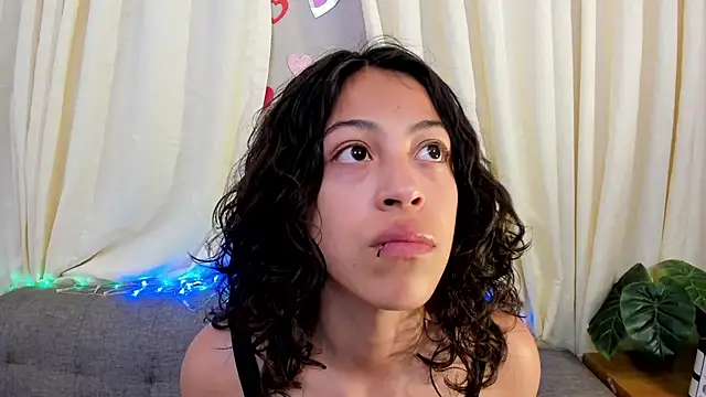 liily grey online show from 09.29.25