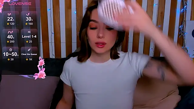 Emily Tylerr online show from 02.20.26