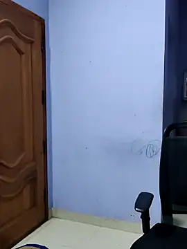 mallu-lover online show from 11.04.25