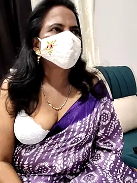 mallu-lover online show from 01.18.26