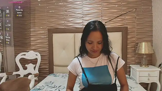 Miladiosa online show from 04.07.26