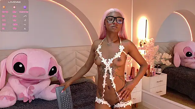 Snapshot of amy_miller1 chatting on 02.26.26 amy miller1 online show from 02.26.26