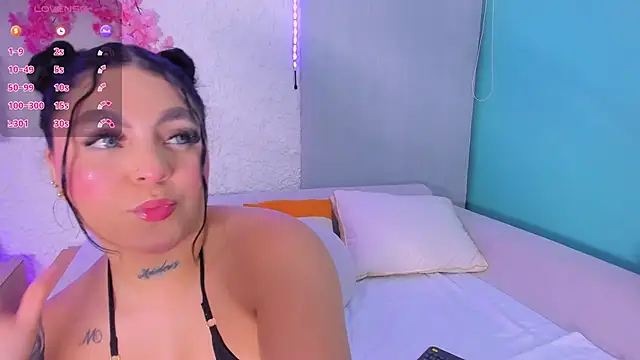 melody blossom  online show from 09.22.25