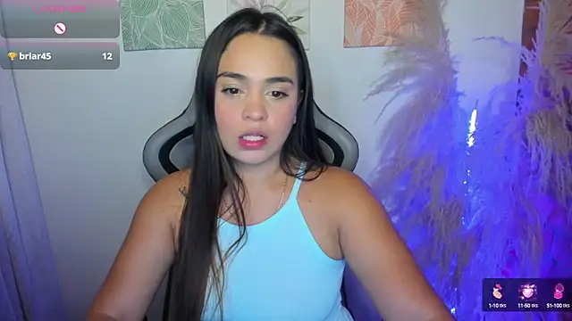 Snapshot of alana_dantes chatting on 09.30.25 alana dantes online show from 09.30.25