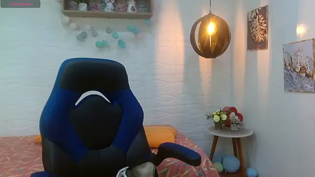 karlarousex online show from 11.07.25