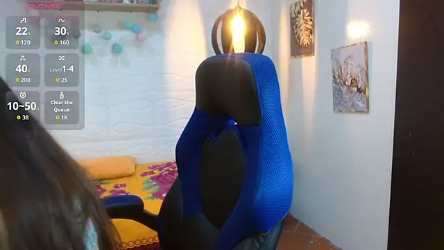 karlarousex online show from 11.25.25