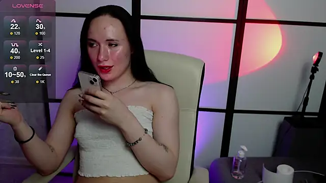 Snapshot of Katherine_reinhart chatting on 09.11.25 Katherine reinhart online show from 09.11.25