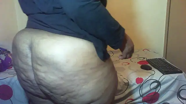 XXXBBMWCAROL online show from 09.22.25
