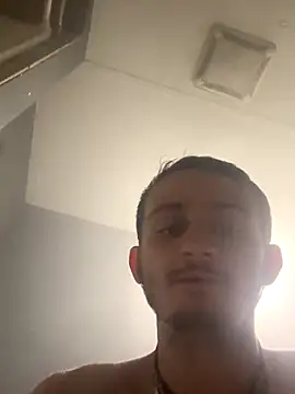 Snapshot of StoneyCam chatting on 11.26.25 StoneyCam online show from 11.26.25