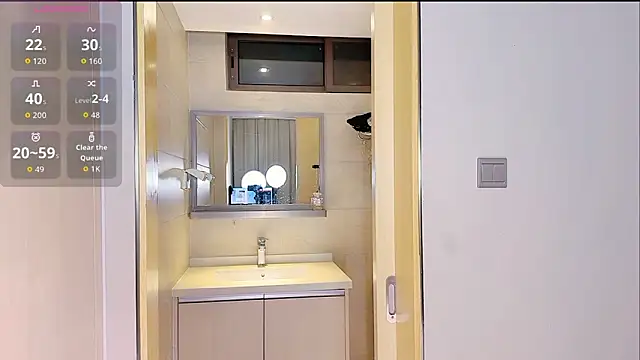 Snapshot of lucy-66 chatting on 11.19.25 lucy-66 online show from 11.19.25