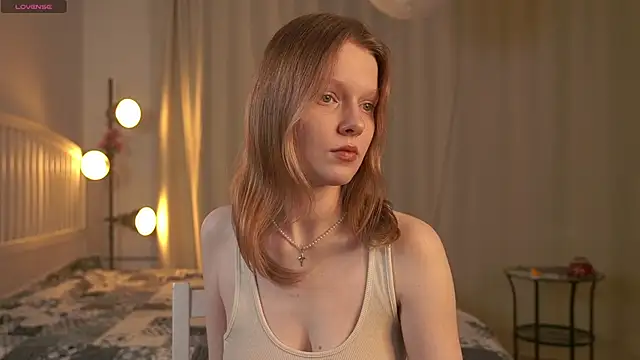 MollyBushh online show from 09.28.25