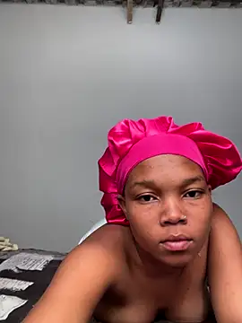 Snapshot of BaddestAss22 chatting on 11.21.25 BaddestAss22 online show from 11.21.25