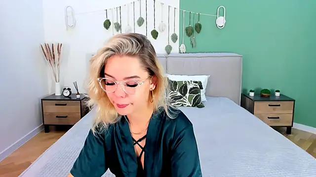 PrincessSlay online show from 09.16.25