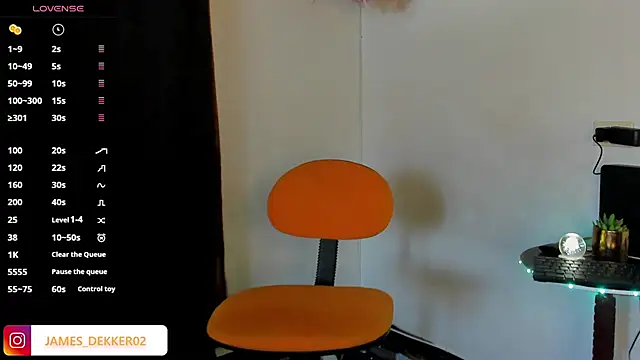 JamesDeker online show from 11.10.25