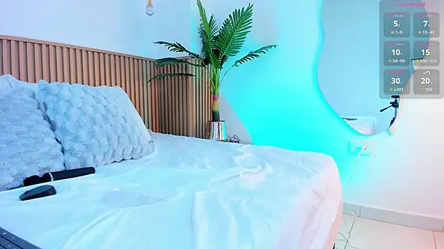 Nina sweetz12 online show from 09.23.25