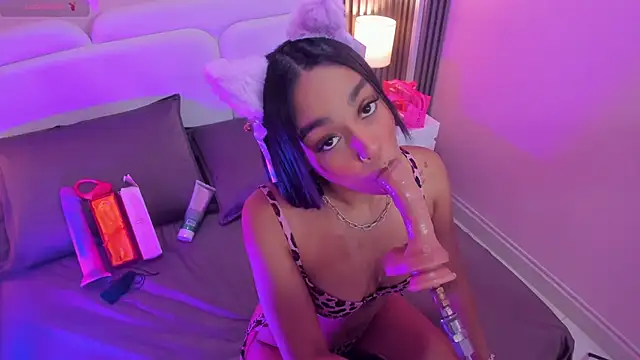 Clawdeen  wolf online show from 10.16.25