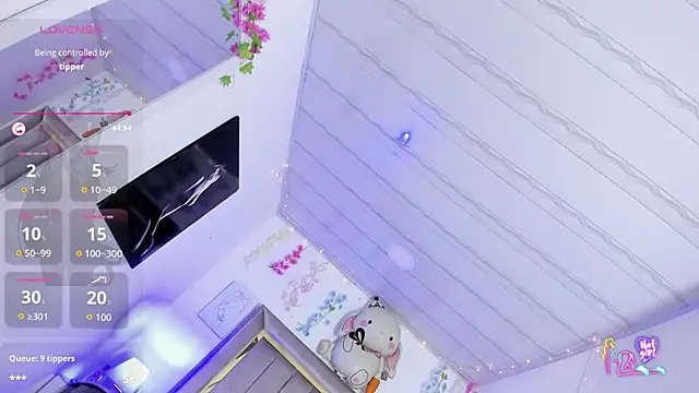 ScarlettVell online show from 04.21.26