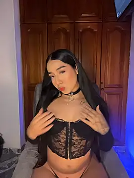 KaditaNavarro online show from 02.17.26