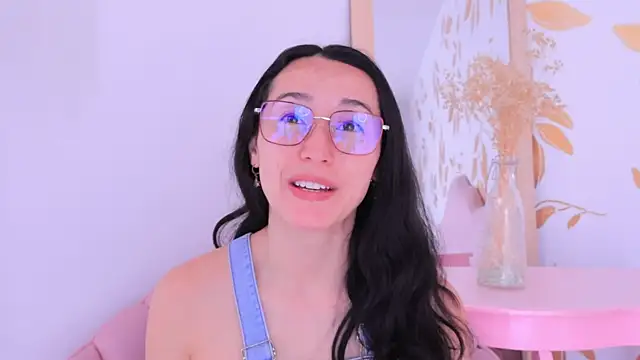 Ginevra esposito online show from 11.28.25