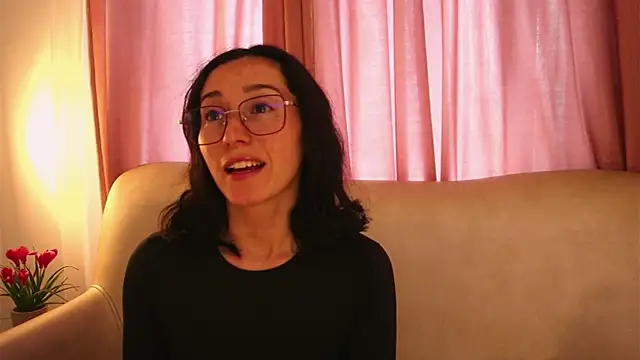 Snapshot of Ginevra_esposito chatting on 06.05.26 Ginevra esposito online show from 06.05.26