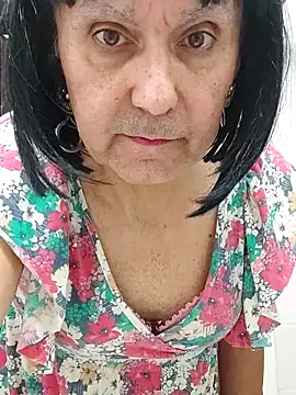 Emily de Carla online show from 10.30.25