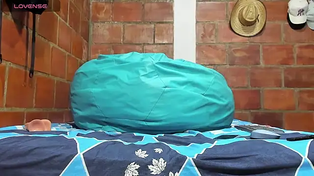 Snapshot of Luck_Andrew chatting on 02.09.26 Luck Andrew online show from 02.09.26