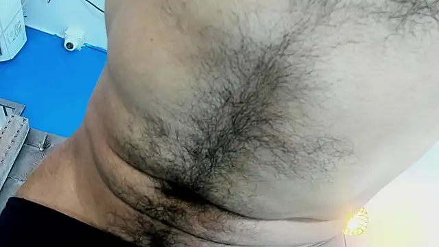 latinhotmuscle online show from 10.18.25