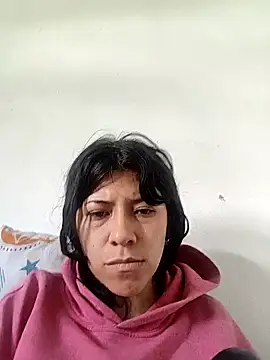 Snapshot of Raven_Rouge_ chatting on 09.24.25 Raven Rouge online show from 09.24.25