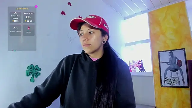 Raven Rouge  online show from 04.18.26