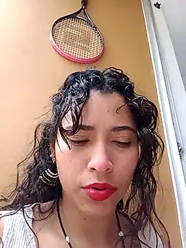 Vikyvoyeur online show from 04.22.26