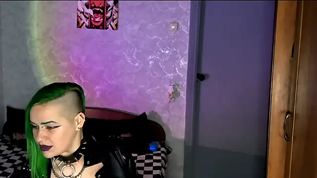 Snapshot of NeonNectar_ chatting on 10.17.25 NeonNectar online show from 10.17.25