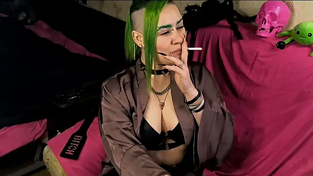 Snapshot of NeonNectar_ chatting on 11.20.25 NeonNectar online show from 11.20.25