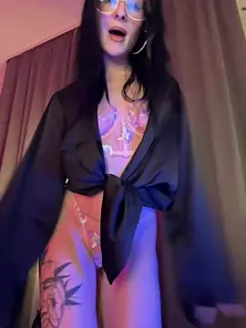 bigJuicyPussy online show from 01.14.26