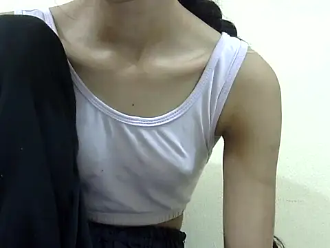 smallcuute online show from 01.10.26