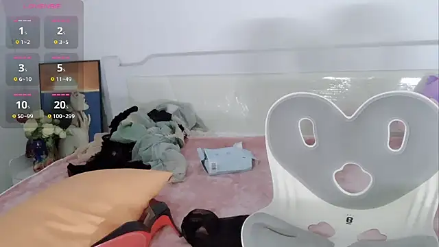 A SR 001 online show from 11.25.25