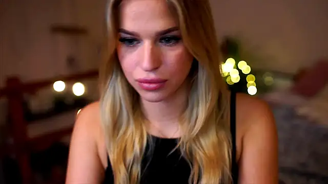 Emilyvanroessel online show from 09.26.25