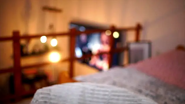 Emilyvanroessel online show from 01.14.26