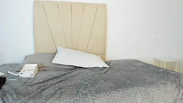  Miaa khalifa  online show from 11.09.25