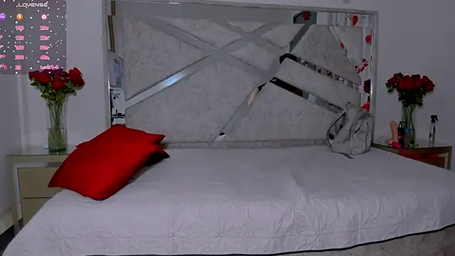 ThiccyLexxy online show from 10.21.25