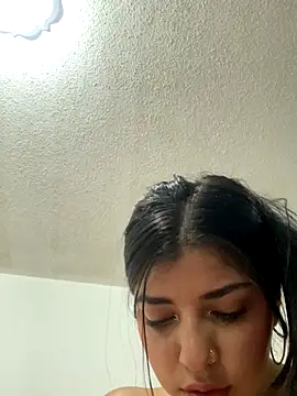 Snapshot of Isaa-Sweet chatting on 09.10.25 Isaa-Sweet online show from 09.10.25