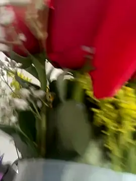 Snapshot of Isaa-Sweet chatting on 10.02.25 Isaa-Sweet online show from 10.02.25