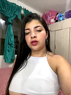 Snapshot of Isaa-Sweet chatting on 10.20.25 Isaa-Sweet online show from 10.20.25