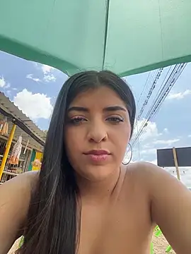 Snapshot of Isaa-Sweet chatting on 02.09.26 Isaa-Sweet online show from 02.09.26