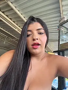 Snapshot of Isaa-Sweet chatting on 03.31.26 Isaa-Sweet online show from 03.31.26